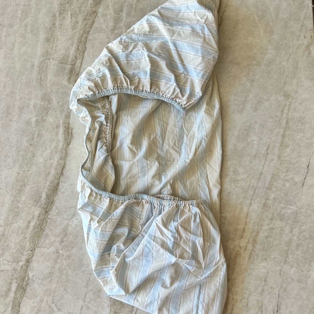 Restoration Hardware Kids fitted crib sheet